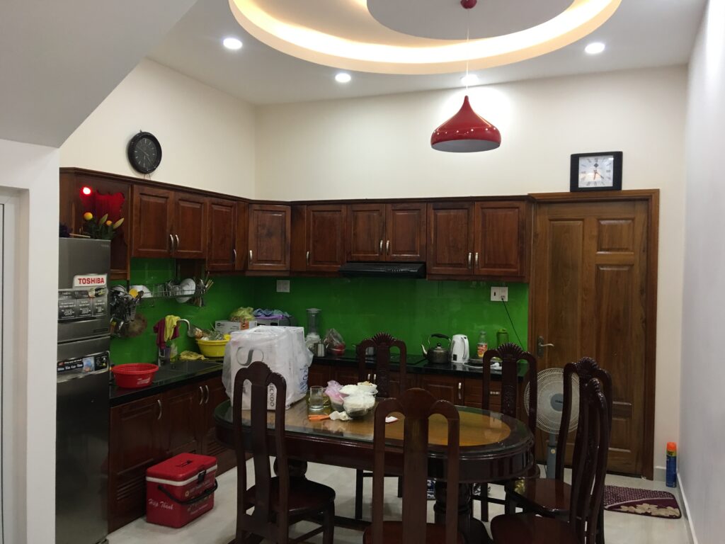 Thi công nhà phố uy tín hoàn thiện khu vực bếp khoa học