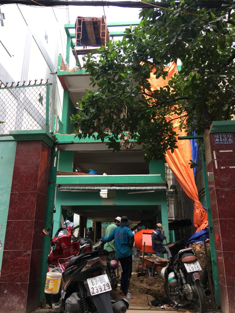 Khảo sát hiện trạng nhà anh Tốt