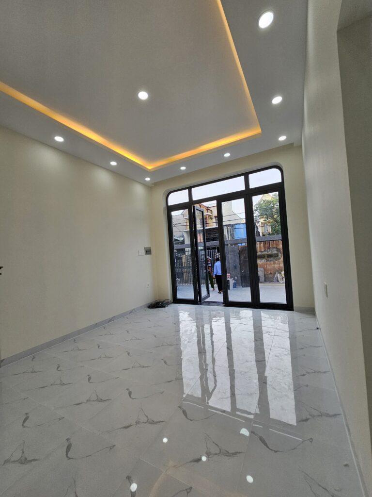 Phòng khách hoàn thiện - Nhà chị Ly