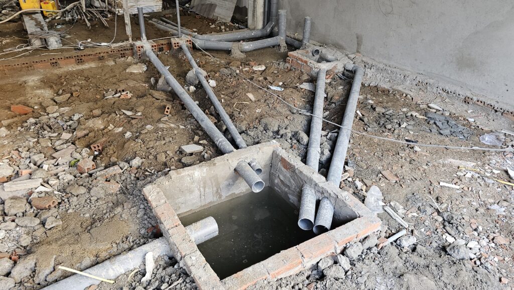 Ống cấp thoát nước kết nối với hố gas