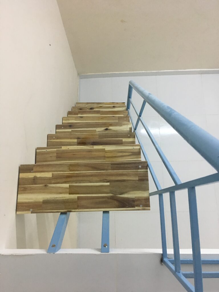 Căn hộ có gác lửng
