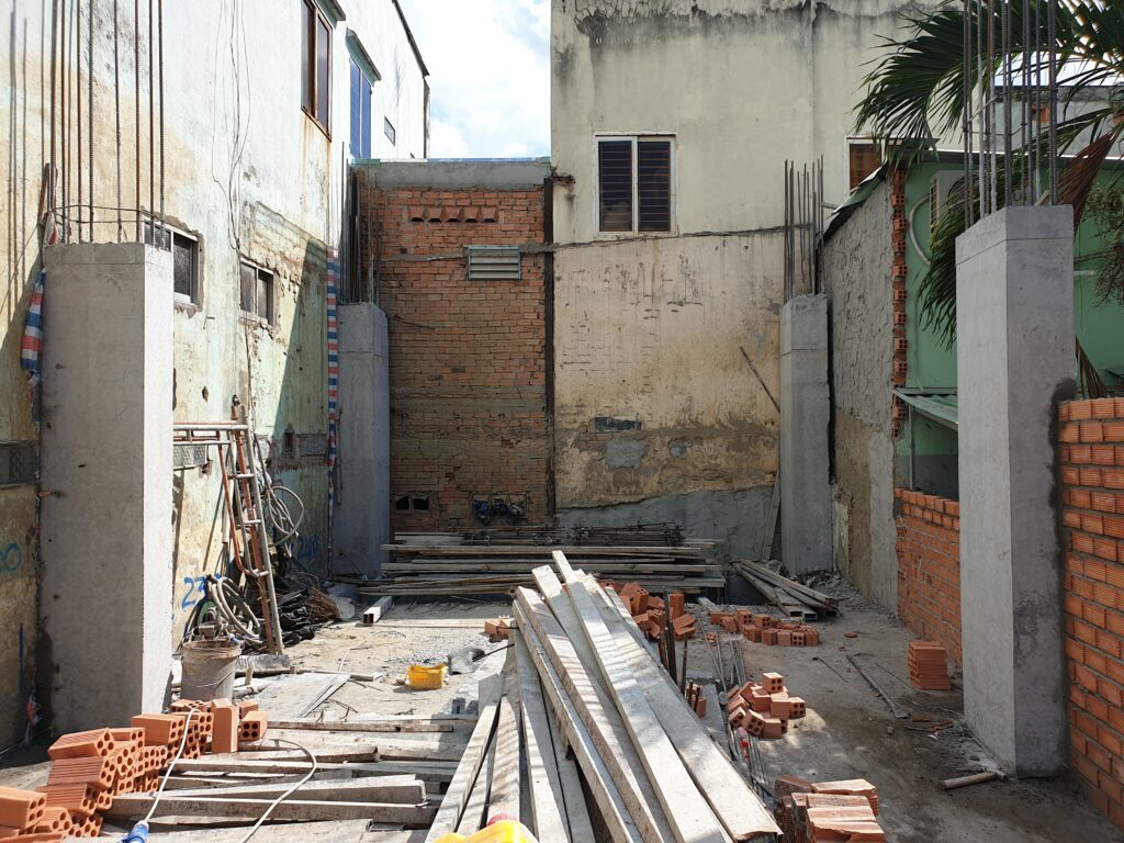 Đổ bê tông cột