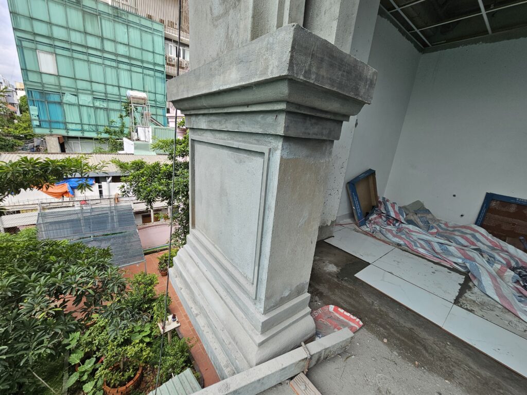 Phào chỉ căn hộ dịch vụ nhà anh Tấn