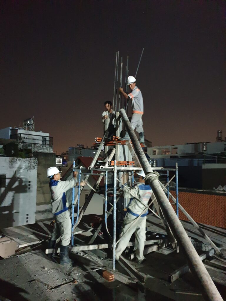 Thi công cốp pha cột