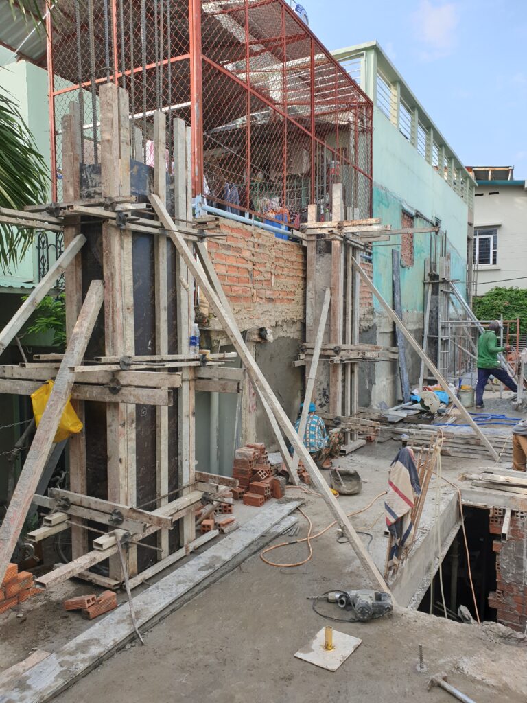 Thi công cốp pha cột