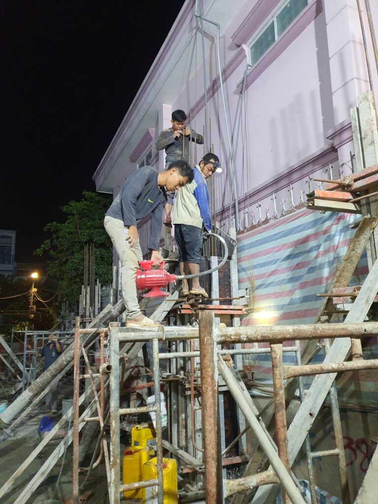 Thi công cốp pha cột