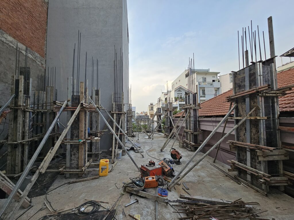 Thi công cốp pha cột