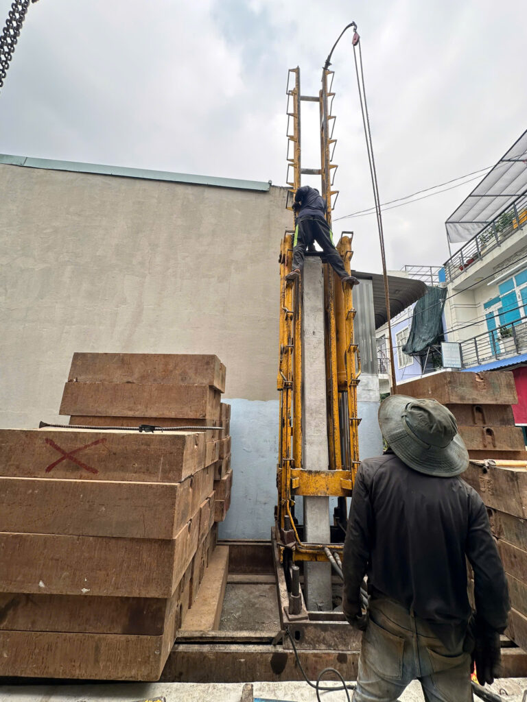 Thi công ép cọc