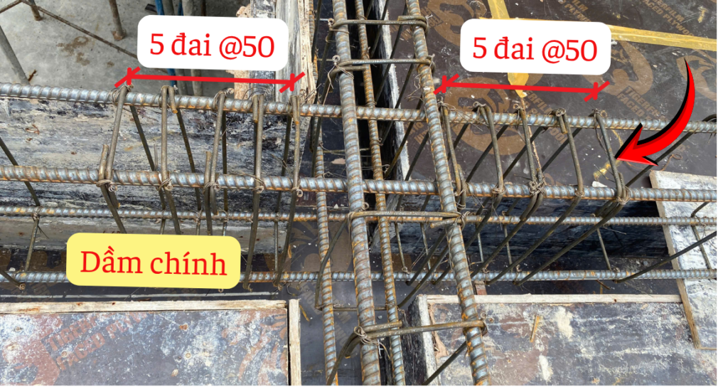 Bố trí đai vùng giao nhau giữa 2 dầm