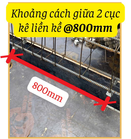 Khoảng cách giữa các vị trí kê dầm được thể hiện khoảng 800 mm