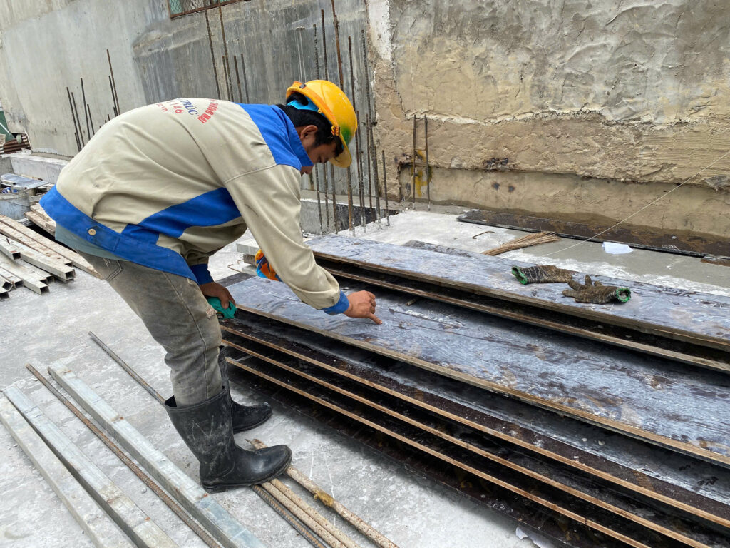 Phân loại và sắp xếp