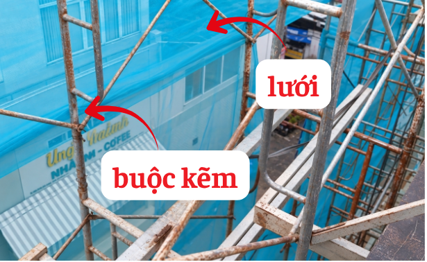 Lắp lưới bao che mặt ngoài