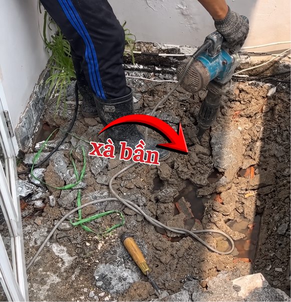 Độn xà bần để nâng cốt sàn âm ban công